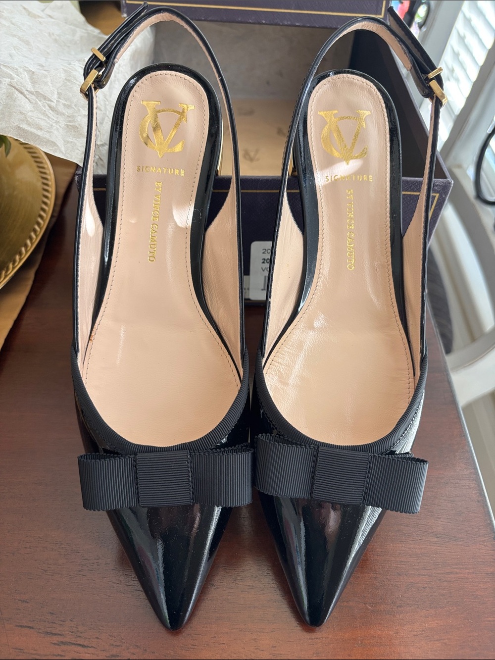 Brand new, never worn!  VC Signature Nero Black Patent Slingback Flats